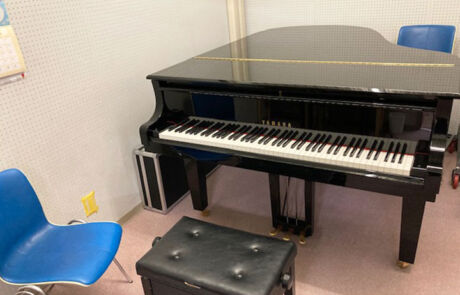 都城センター_個人部屋(グランドピアノ)